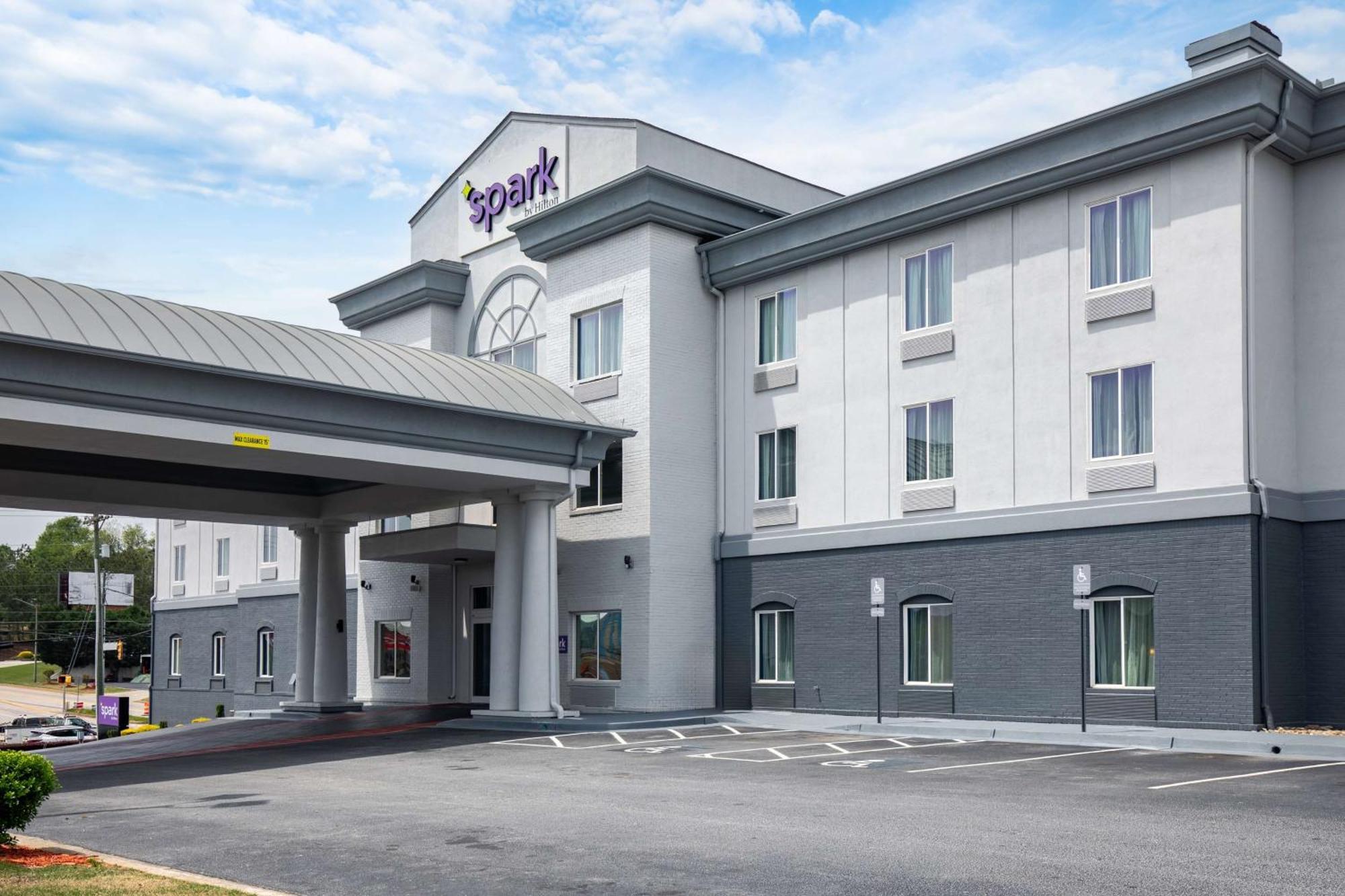 Spark By Hilton Commerce, Ga Ngoại thất bức ảnh