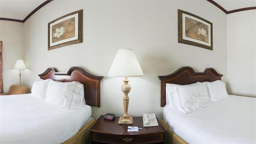 Spark By Hilton Commerce, Ga Ngoại thất bức ảnh